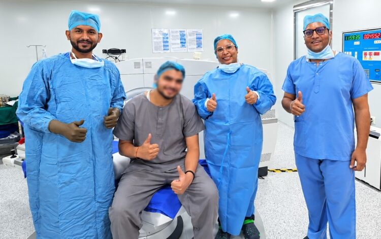 Young IT Professional Regains Sight After Corneal Procedure