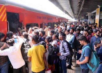 Diwali, Chhath Rush: Railways To add AC Coaches to 10 Special Trains